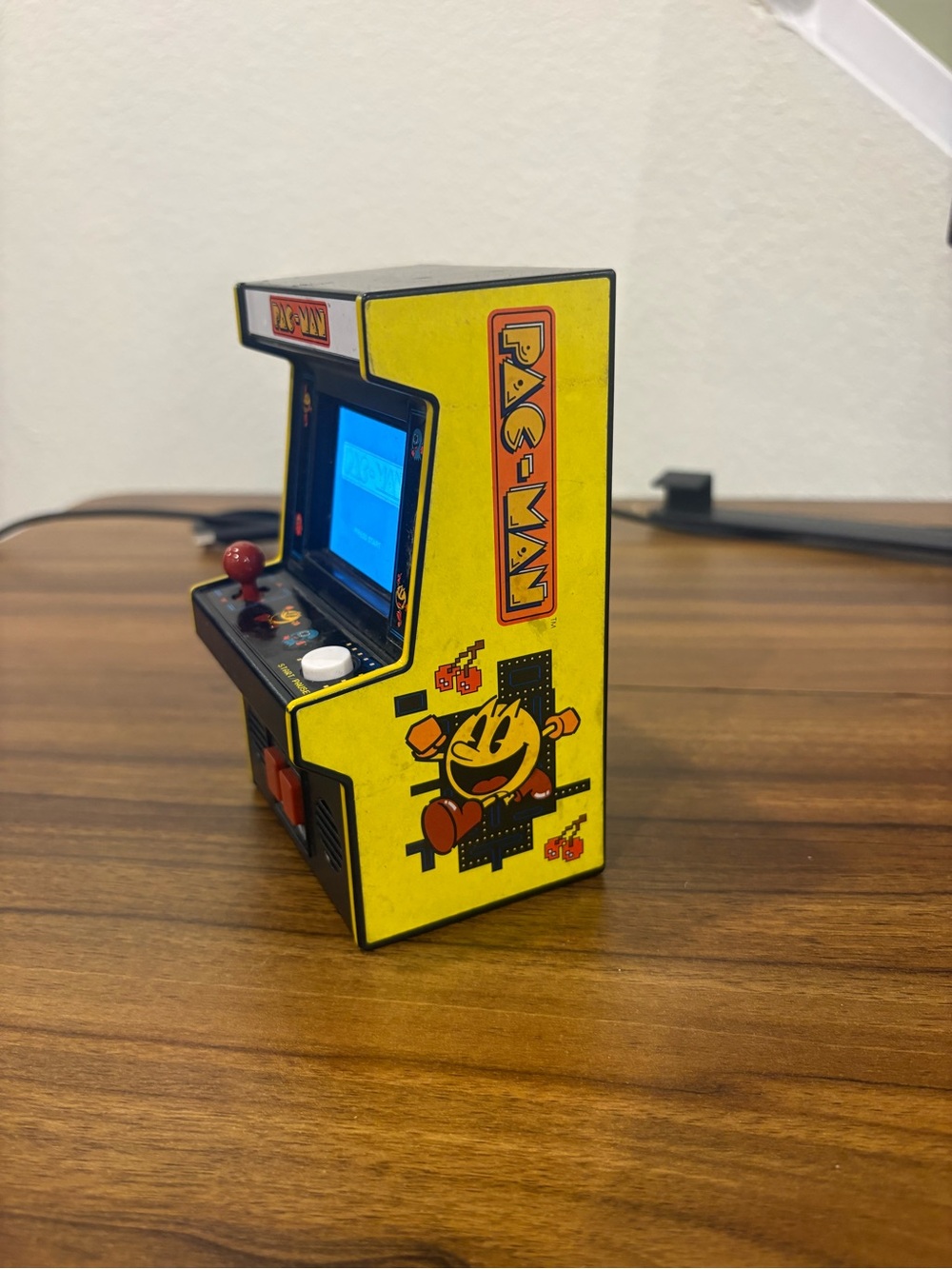 Pac-Man Mini Arcade Cabinet Game Basic Fun Retro Handheld LCD Screen Works Great - Picture 4 of 6